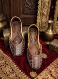 The Gold Leafes