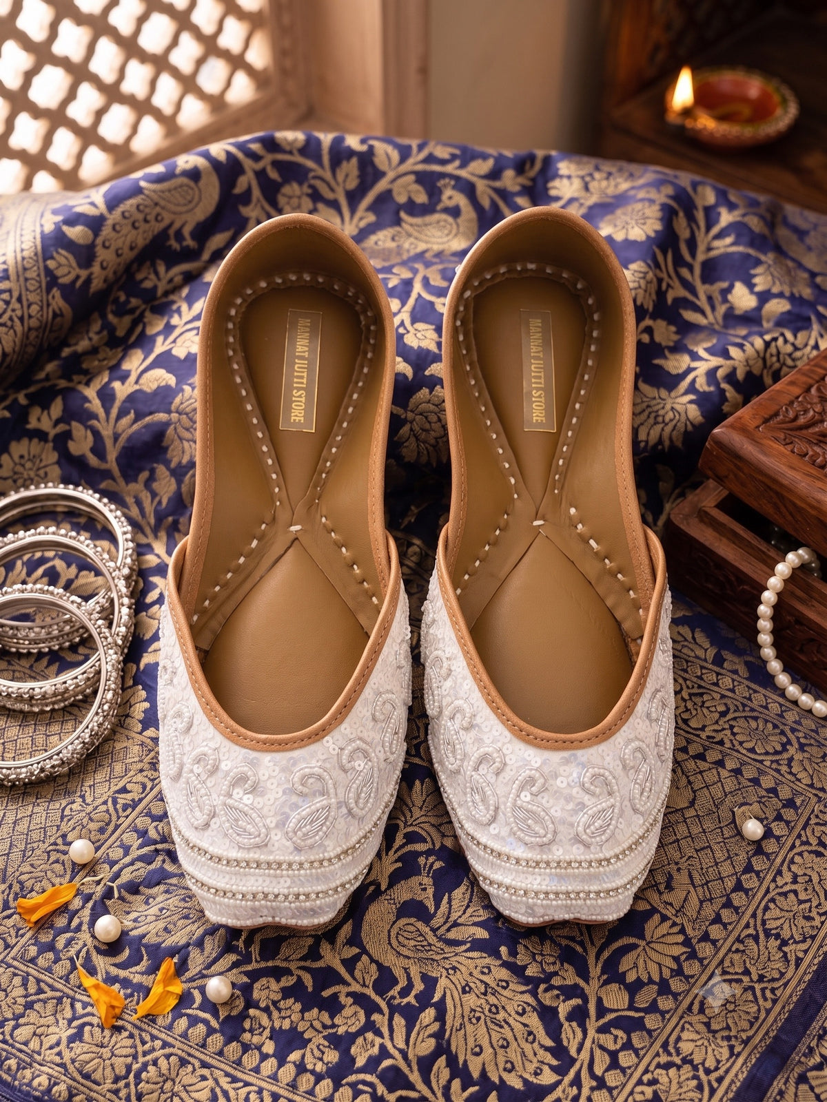 Ivory Pearl & Sequin Bridal Jutti